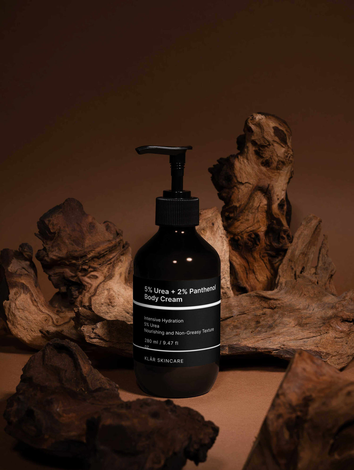 KLÄR Recovery Body Cream tube with moisturizing benefits