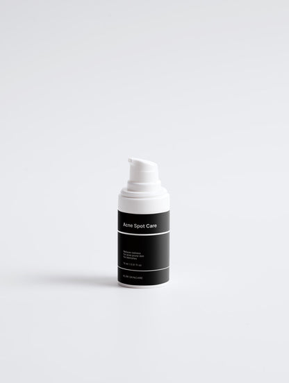 KLÄR Complete Acne Collection 3-step treatment kit for men
